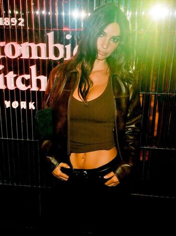 Full leaked Emily ratajkowski  page private onlyfans photo