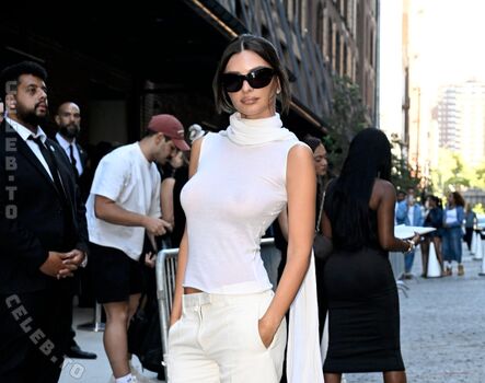 Full leaked Emily ratajkowski  page private onlyfans photo