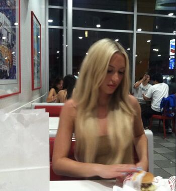 Full leaked Emily roman private onlyfans photo
