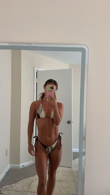 Full leaked Emily sentner private onlyfans photo