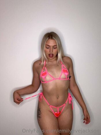 Full leaked Emilyevejackson private onlyfans photo