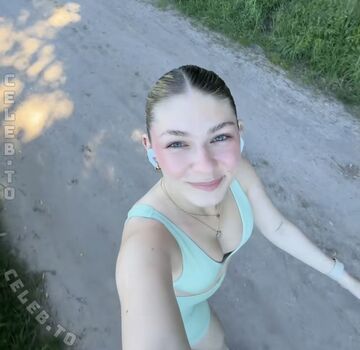 Full leaked Emilylior private onlyfans photo