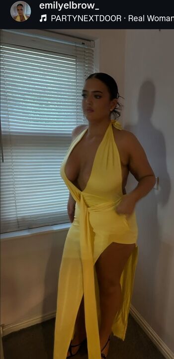 Full leaked Emilyrose private onlyfans photo