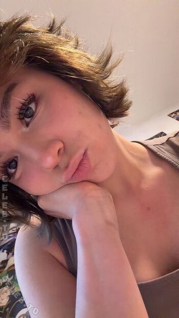 Full leaked Emilyynl private onlyfans photo