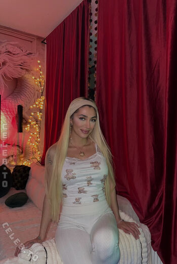 Full leaked Eminicoletaa private onlyfans photo
