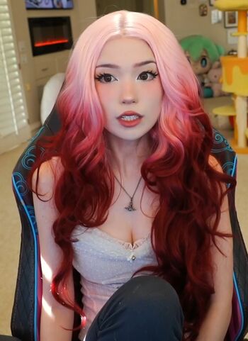 Full leaked Emiru  page private onlyfans photo