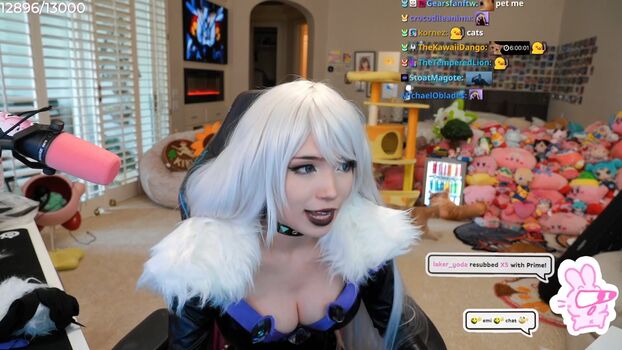 Full leaked Emiru page private onlyfans photo