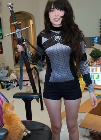 Full leaked Emiru private onlyfans photo