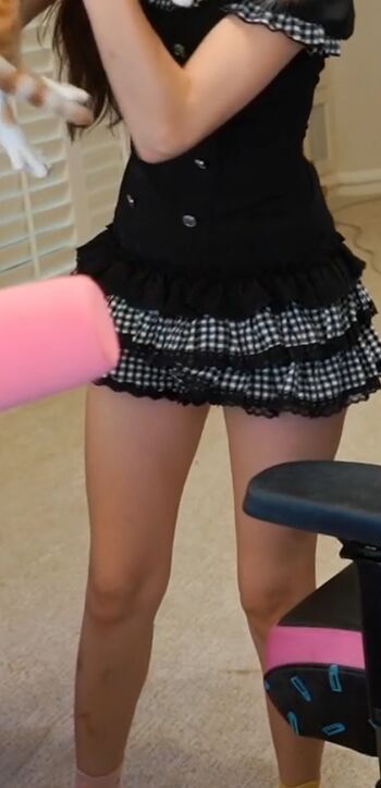 Full leaked Emiru page private onlyfans photo