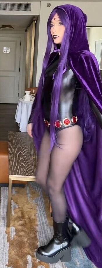 Full leaked Emiru private onlyfans photo