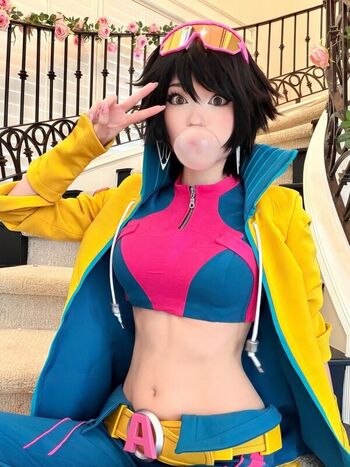 Full leaked Emiru page private onlyfans photo