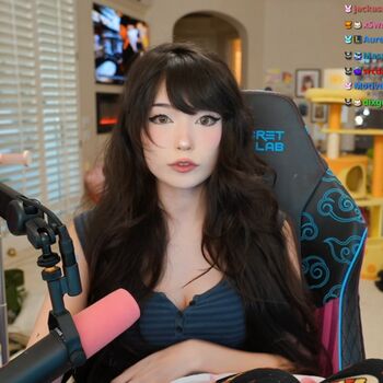 Full leaked Emiru  page private onlyfans photo