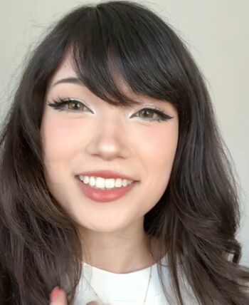 Full leaked Emiru  page private onlyfans photo
