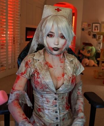 Full leaked Emiru  page private onlyfans photo