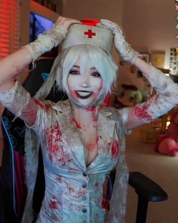 Full leaked Emiru  page private onlyfans photo
