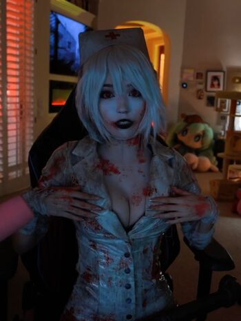 Full leaked Emiru  page private onlyfans photo