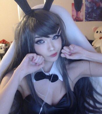 Full leaked Emiru  page private onlyfans photo
