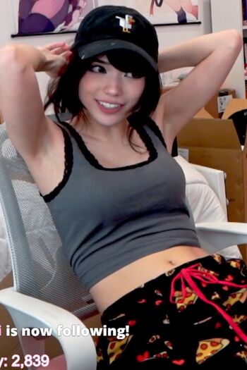 Full leaked Emiru private onlyfans photo