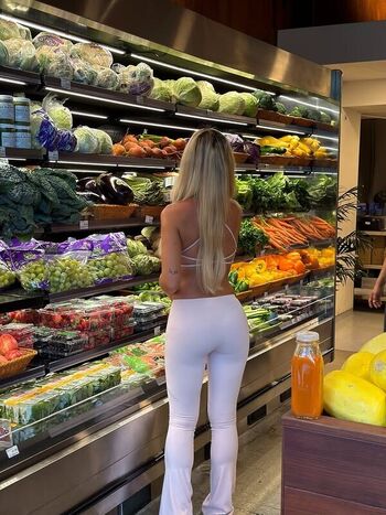 Full leaked Emma bourson private onlyfans photo