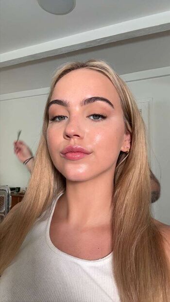 Full leaked Emma brooks page private onlyfans photo