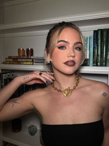 Full leaked Emma brooks page private onlyfans photo