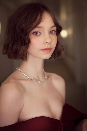 Emma Myers