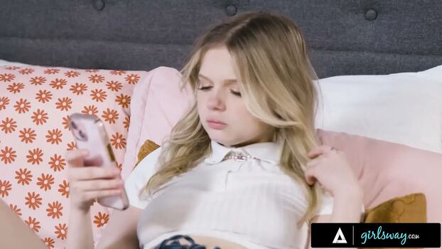 Full leaked Emma petit private onlyfans photo