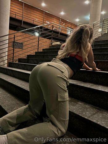Full leaked Emma spice  page private onlyfans photo