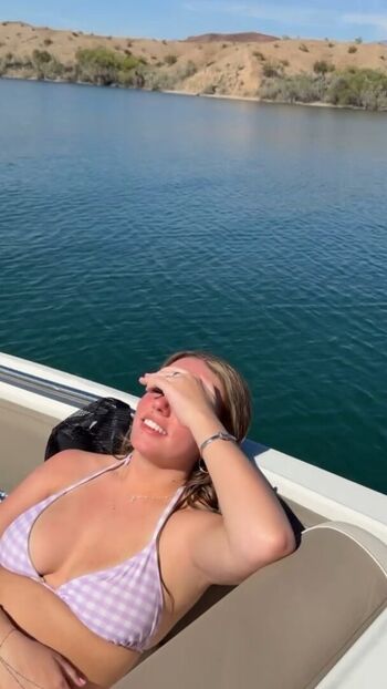 Full leaked Emmi butler private onlyfans photo