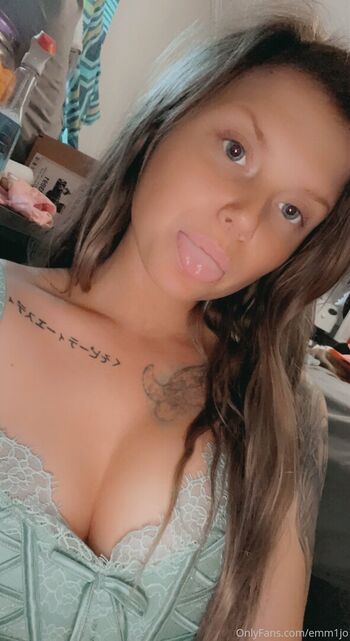 Full leaked Emmi rose private onlyfans photo