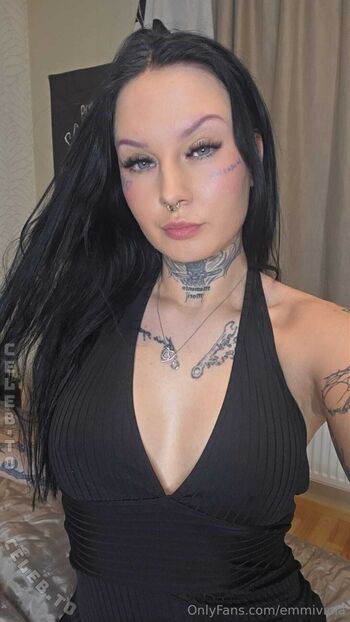 Full leaked Emmi viola page private onlyfans photo