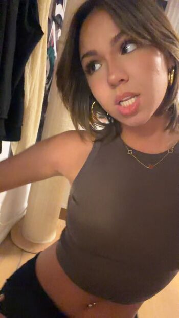 Full leaked Emmilovscats private onlyfans photo