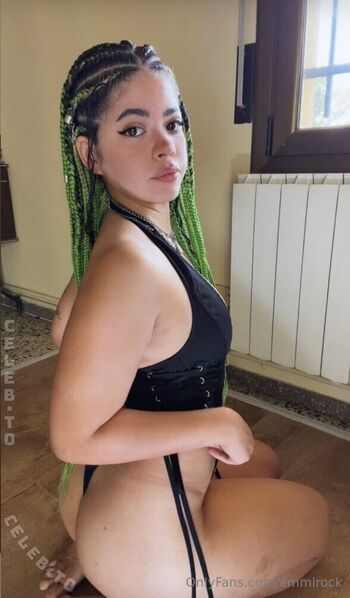 Full leaked Emmirock private onlyfans photo