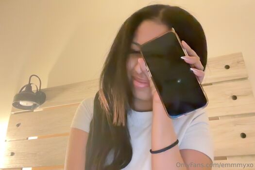 Full leaked Emmmyxo private onlyfans photo