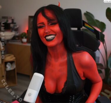 Full leaked Naughty rabbit/ private onlyfans photo