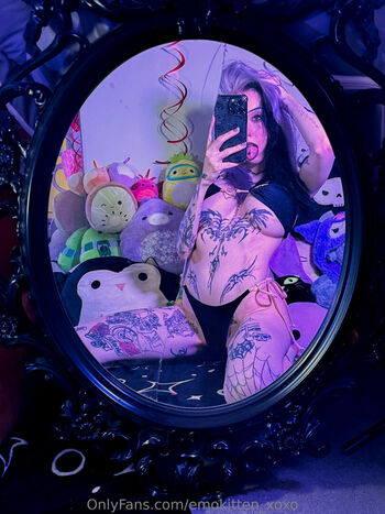 emokitten_xoxo
