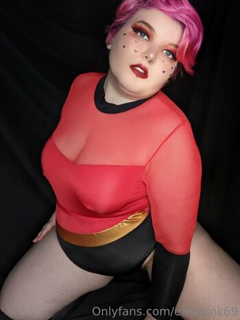 Full leaked Emopink private onlyfans photo