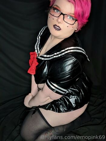 emopink69