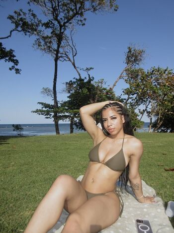 Full leaked Emsdollazzz private onlyfans photo