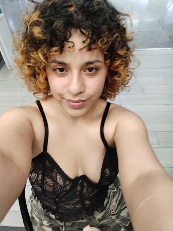 Full leaked Emylia smith private onlyfans photo