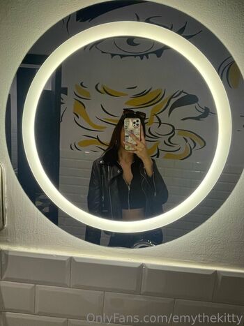 Full leaked Emythekitty page private onlyfans photo