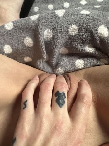 Full leaked Emytrashh private onlyfans photo