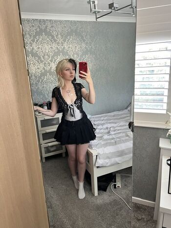 Full leaked Emzeeni page private onlyfans photo