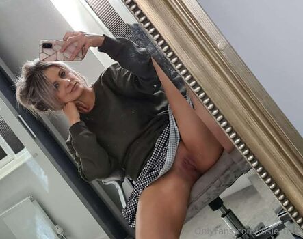 Full leaked English rosieuk page private onlyfans photo