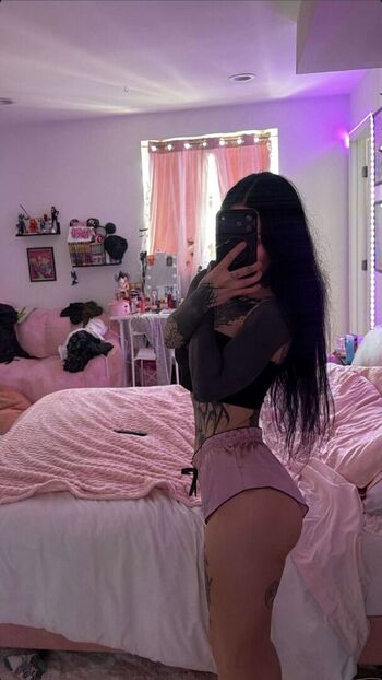 Full leaked Entirelyfree private onlyfans photo