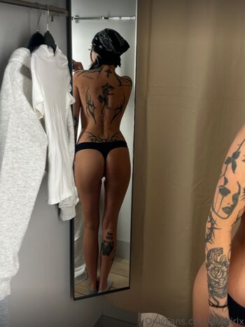 Full leaked Erarose private onlyfans photo