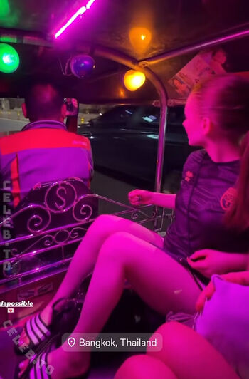 Full leaked Mira / private onlyfans photo