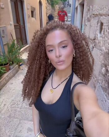 Full leaked Erda private onlyfans photo
