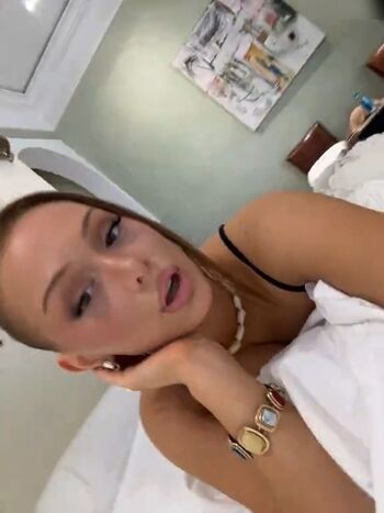 Full leaked Erda private onlyfans photo