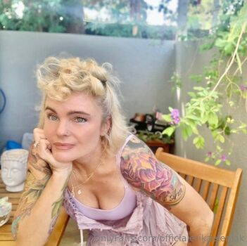 Full leaked Erika eleniak private onlyfans photo